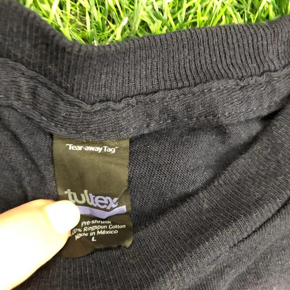 Men’s Black Sam Eure Street Shark Graphic Tee - Picture 4 of 4